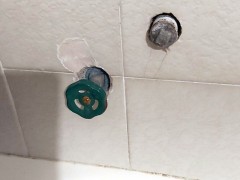 Šta ako kaplje česmica na koju se kači veš mašina?